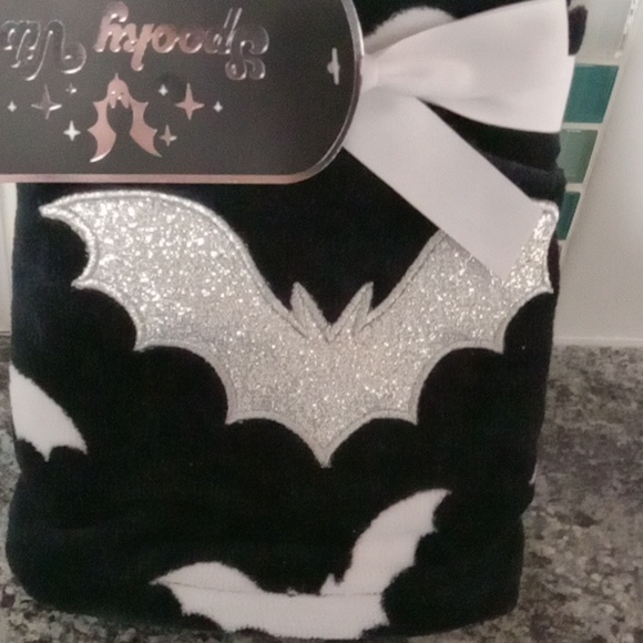 Halloween hand towel set Bats🦇🦇🦇🦇 - Picture 2 of 4